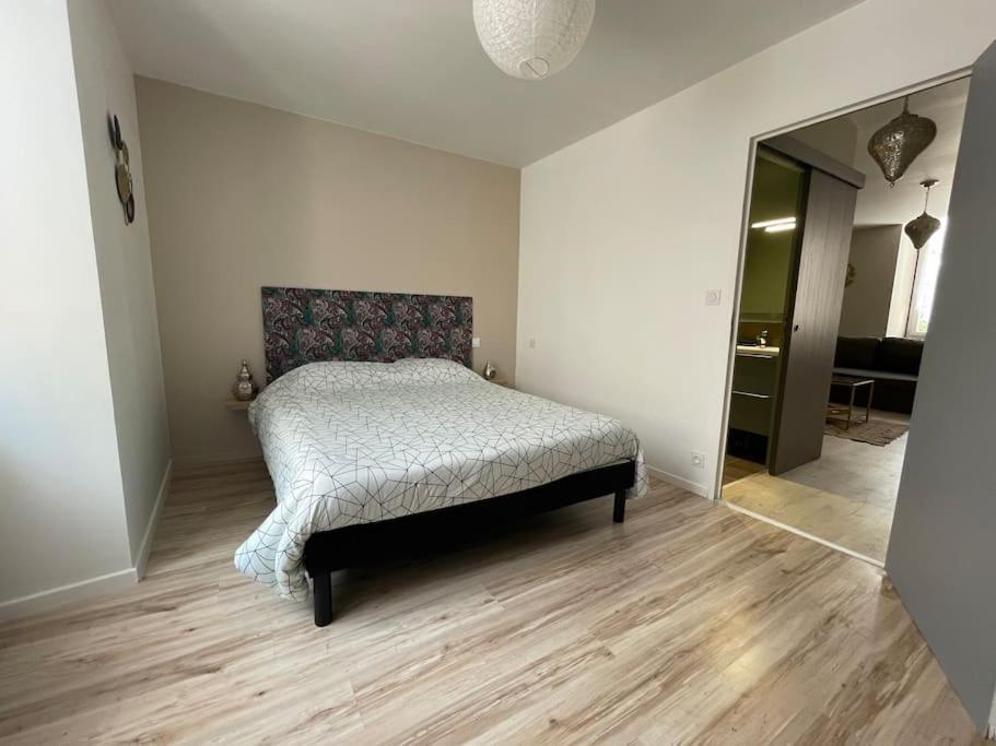 Apartamento T2 Refait A Neuf Sur Le Theme Oriental Rodez Exterior foto