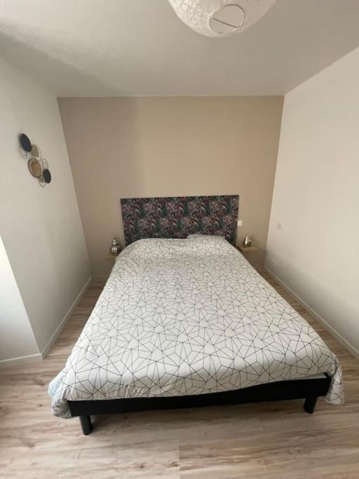 Apartamento T2 Refait A Neuf Sur Le Theme Oriental Rodez Exterior foto
